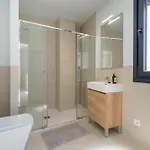 Moott Homes Arco De Braulio Duplex 4 アパート