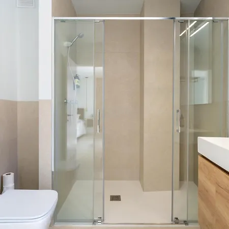 Moott Homes Arco De Braulio Duplex 4 *